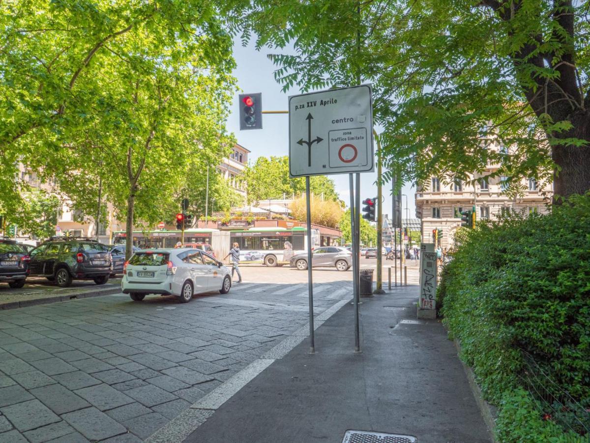 The Best Rent - Spacious One-Bedroom Apartment In Moscova District Milano Eksteriør bilde